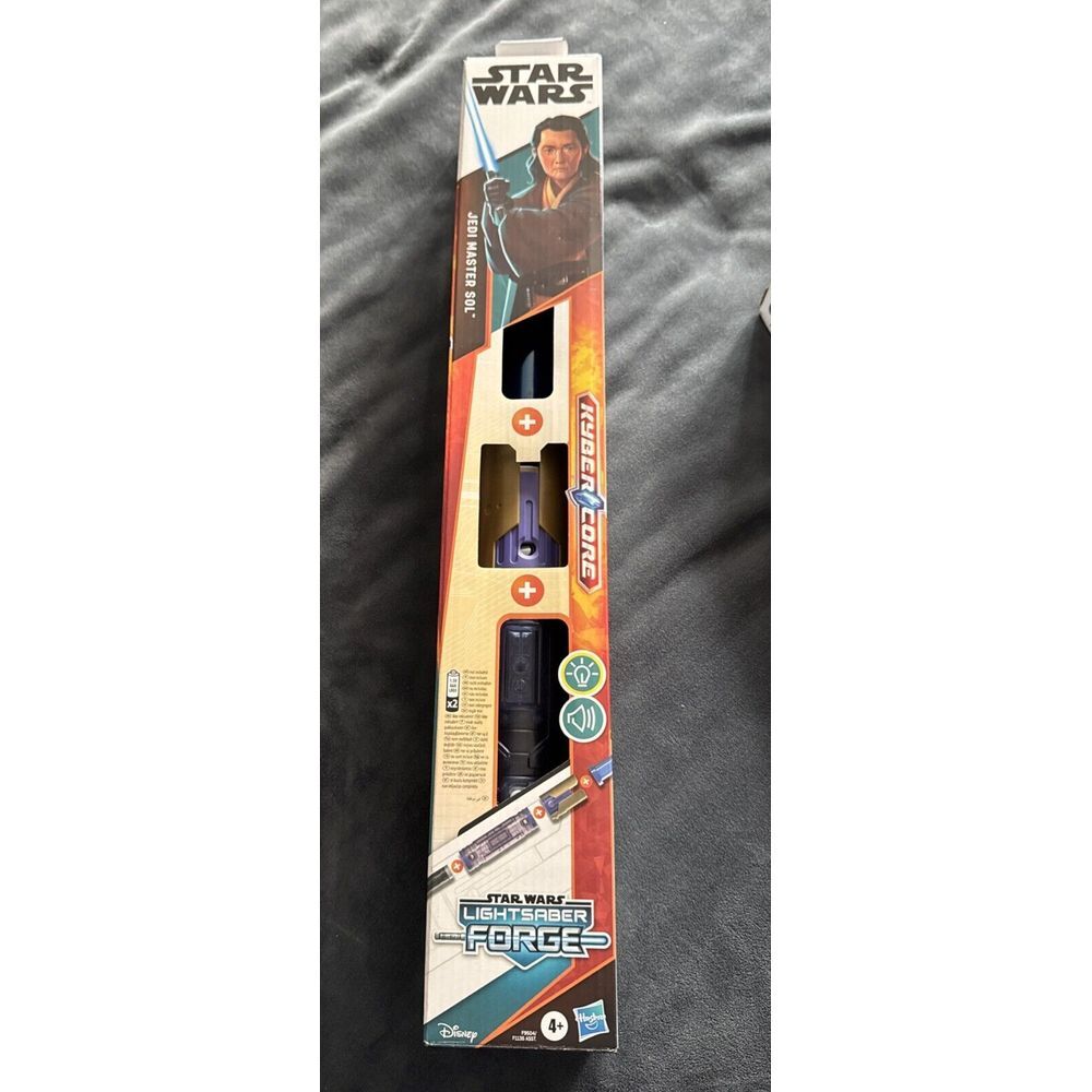 Hasbro Star Wars Jedi~Master Sol Electronic Lightsaber Forge BLUE Kyber Core NIB